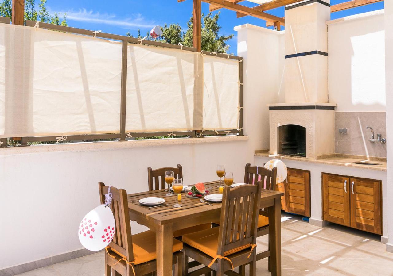 Villa 2 Sleeps 4 Isolated Honeymoon-Villa Sardunya Каш Экстерьер фото