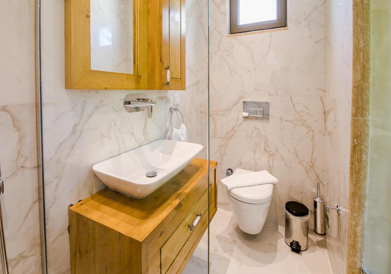 Villa 2 Sleeps 4 Isolated Honeymoon-Villa Sardunya Каш Экстерьер фото